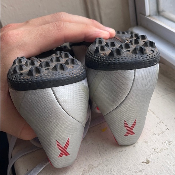 Little girls size 11k adidas sneakers - Picture 6 of 7